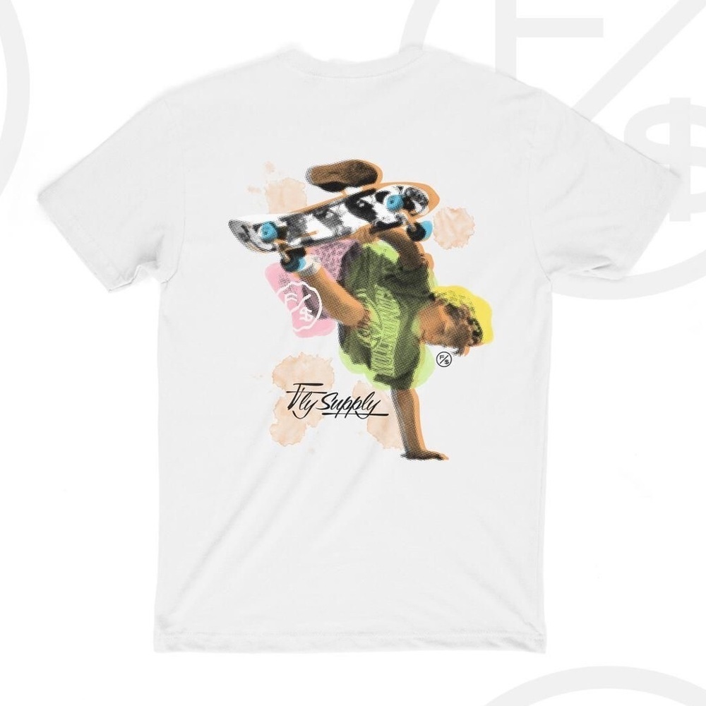 White Graphic Skateboard T-Shirt Sz large